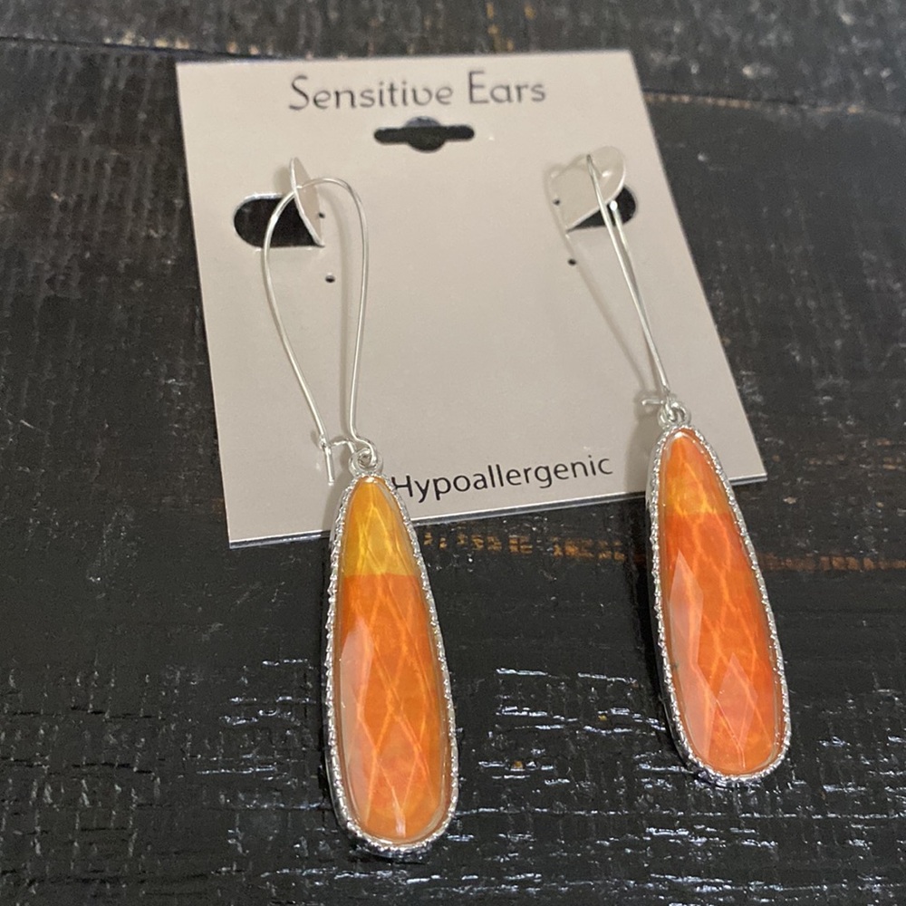 NWOT Orange Teardrop Earrings for Sensitive Ears!